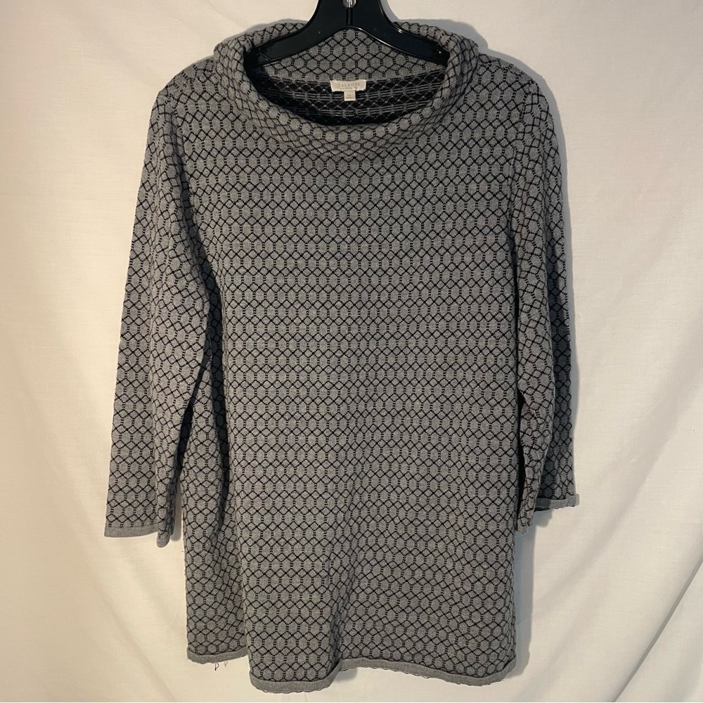 Talbots women Gray Patterned Long 3/4 Sleeve sweater /small cowl neck  side 1x